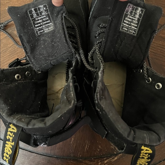 Dr. Martens Combs Tech Canvas Boots Preowned - Picture 10 of 12